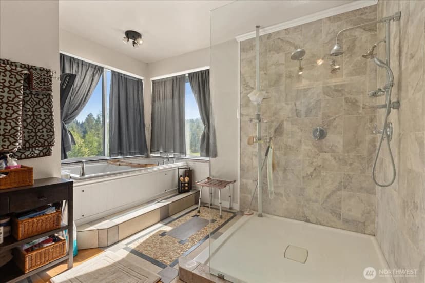 Property photo for 121 N Carpenter Road, Snohomish photo 31