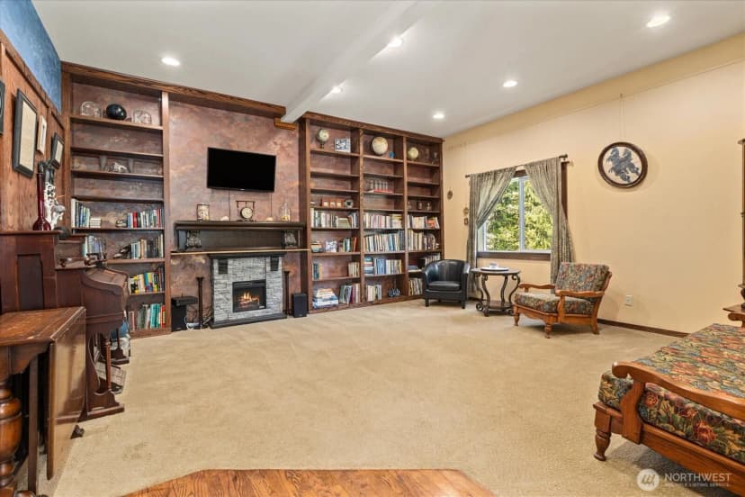 Property photo for 121 N Carpenter Road, Snohomish photo 21