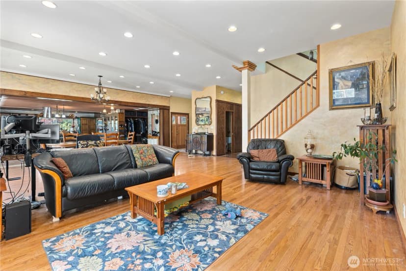 Property photo for 121 N Carpenter Road, Snohomish photo 18