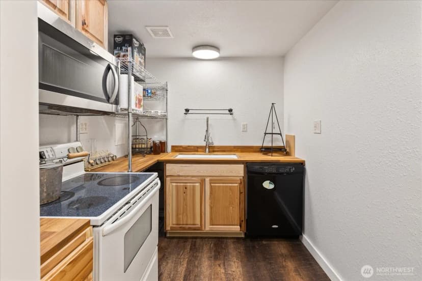 Property photo for 121 N Carpenter Road, Snohomish photo 26