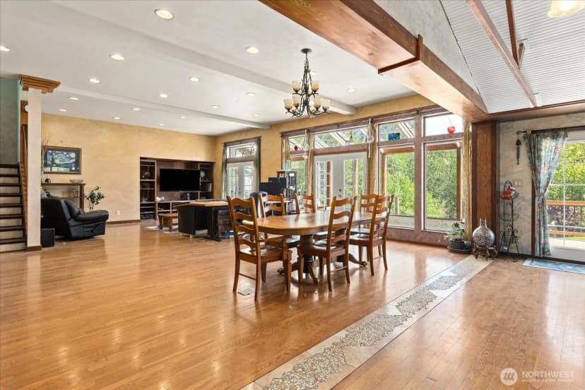 Property photo for 121 N Carpenter Road, Snohomish photo 17
