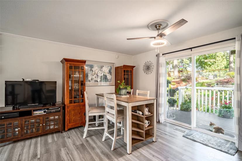 Property photo for 3515 W Tapps Drive E, Lake Tapps photo 10