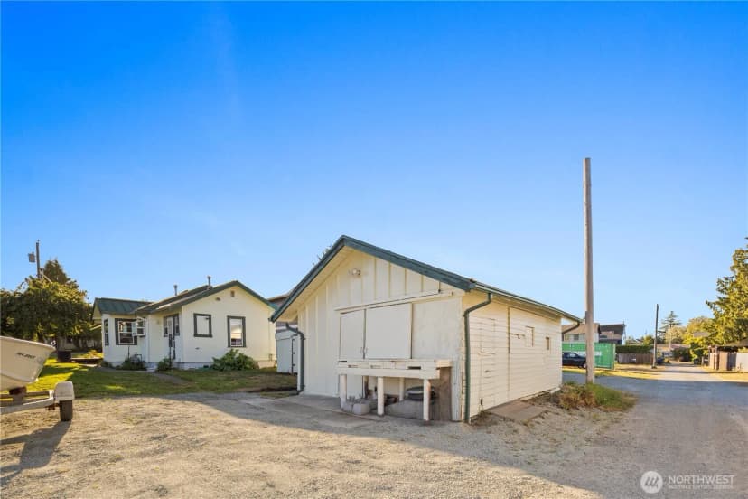 Property photo for 2023 K Avenue, Anacortes photo 17