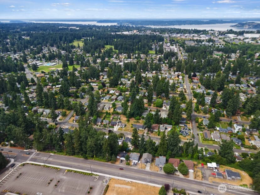 Property photo for 2302 Orchard Street W, Fircrest photo 31