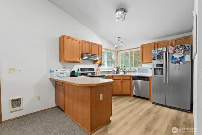 Property photo for 2302 Orchard Street W, Fircrest photo 14
