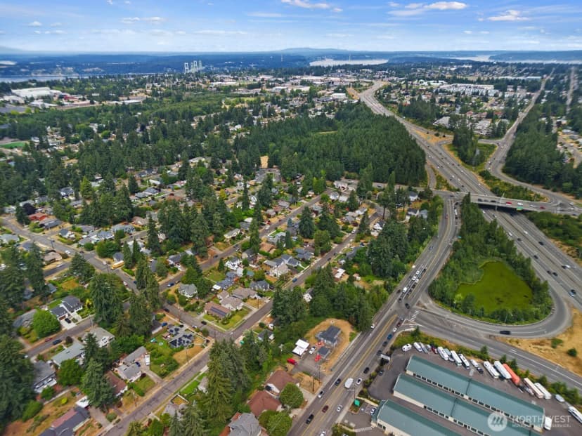 Property photo for 2302 Orchard Street W, Fircrest photo 29