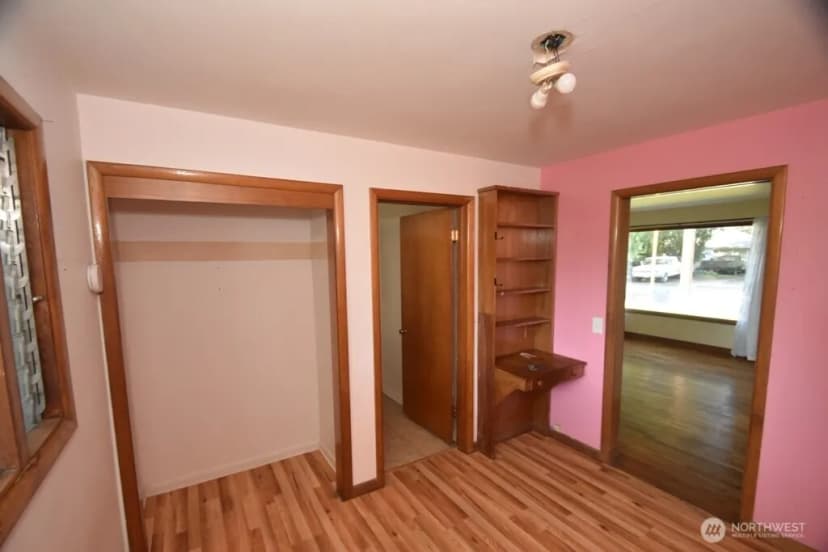 Property photo for 614 S Pine Street, Burlington photo 15