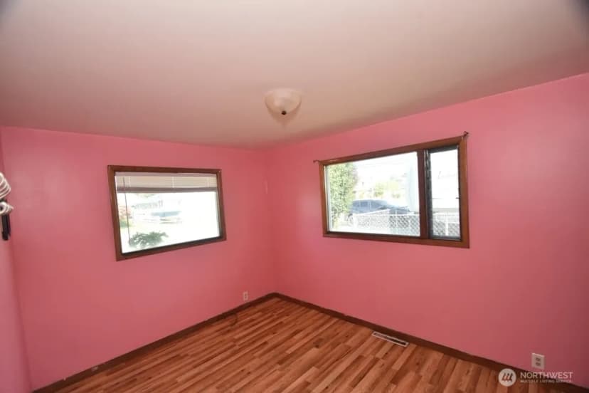 Property photo for 614 S Pine Street, Burlington photo 10
