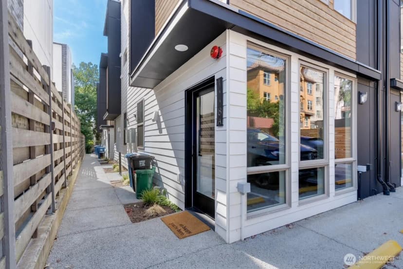 Property photo for 1118 16th Avenue #a, Seattle photo 30