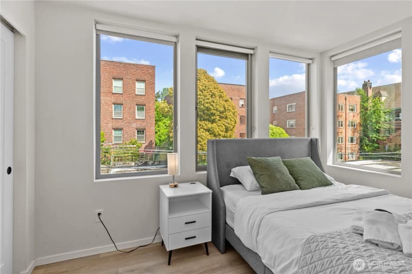 Property photo for 1118 16th Avenue #a, Seattle photo 13