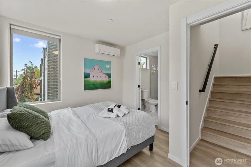 Property photo for 1118 16th Avenue #a, Seattle photo 15