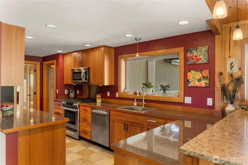 Property photo for 446 Rendezvous Road, Winthrop photo 7