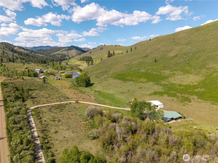 Property photo for 446 Rendezvous Road, Winthrop photo 35