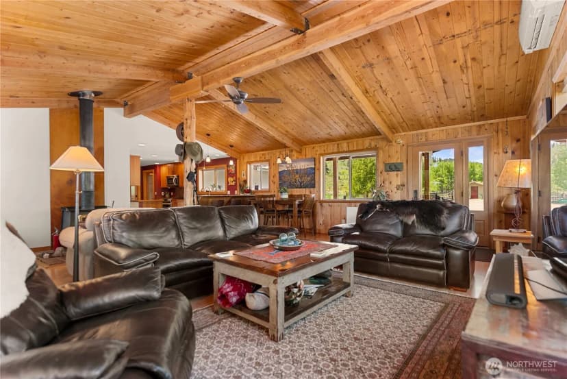 Property photo for 446 Rendezvous Road, Winthrop photo 13