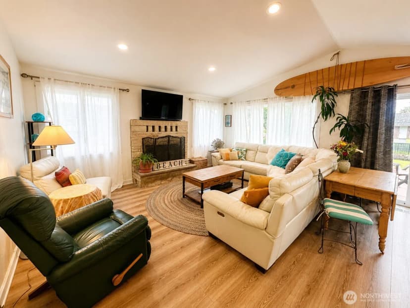 Property photo for 103 24th, Long Beach photo 8