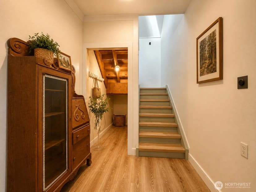 Property photo for 103 24th, Long Beach photo 20