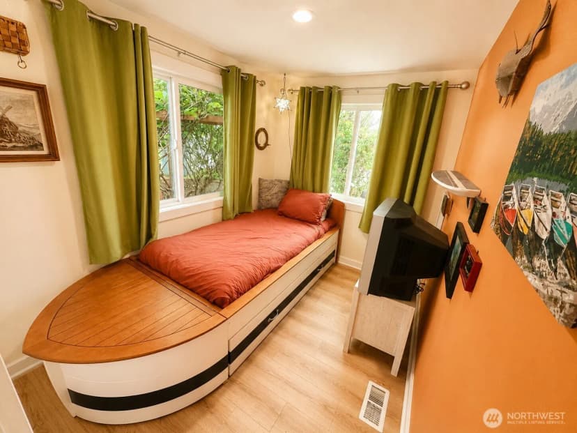 Property photo for 103 24th, Long Beach photo 12