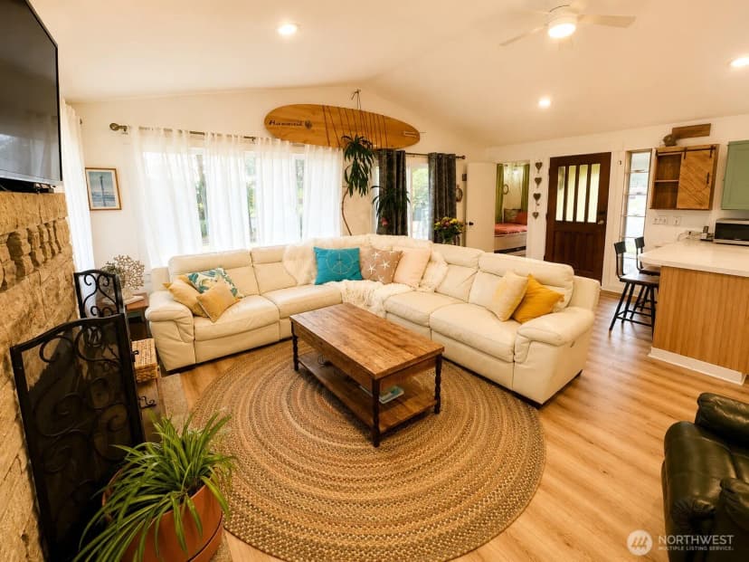 Property photo for 103 24th, Long Beach photo 11