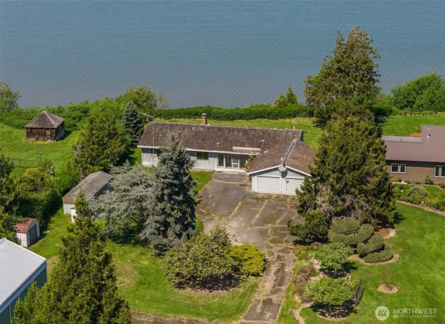 Property photo for 432 W Anderson Road, Sequim