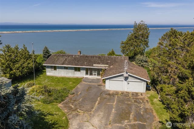 Property photo for 432 W Anderson Road, Sequim photo 2