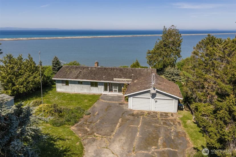 Property photo for 432 W Anderson Road, Sequim photo 2