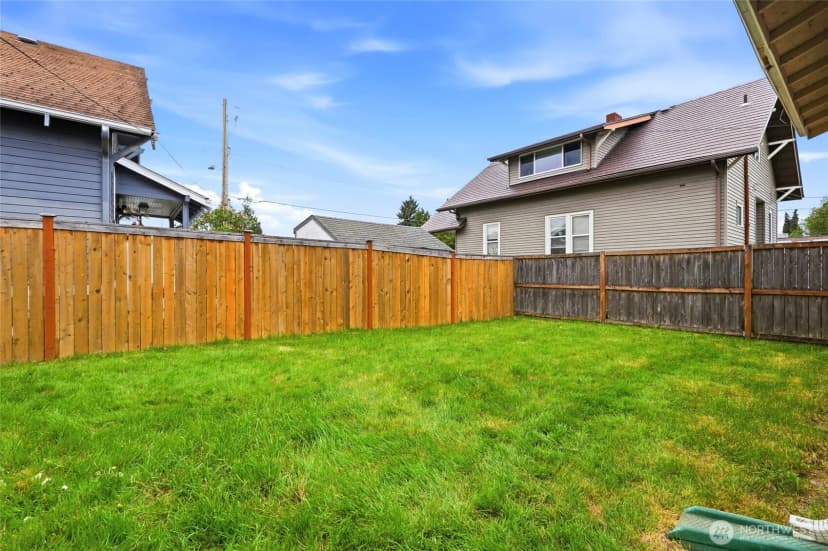 Property photo for 804 N 3rd Street, Renton photo 29