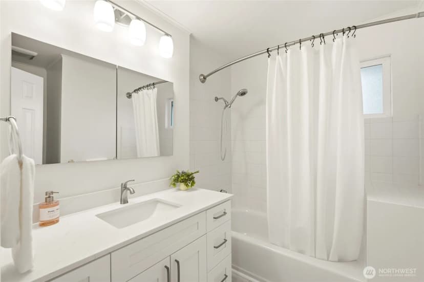Property photo for 804 N 3rd Street, Renton photo 16