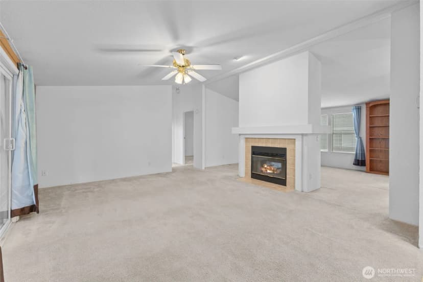 Property photo for 1829 137th Street E #101, Tacoma photo 4