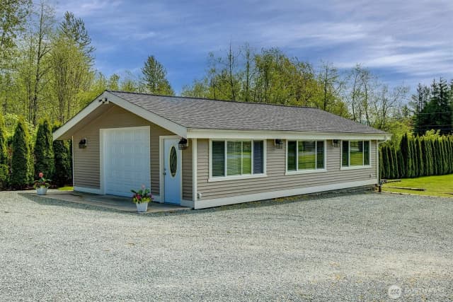 Property photo for 14214 Woods Lake Road, Monroe photo 3