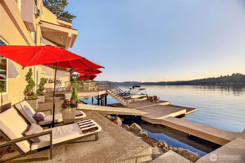 Property photo for 2007 E Lake Sammamish Parkway Ne, Sammamish photo 31