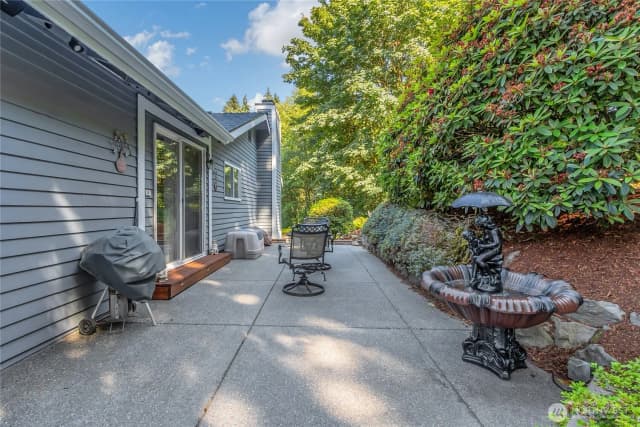 Property photo for 30925 22nd Avenue Sw, Federal Way photo 4