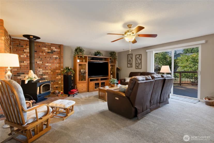 Property photo for 30925 22nd Avenue Sw, Federal Way photo 12