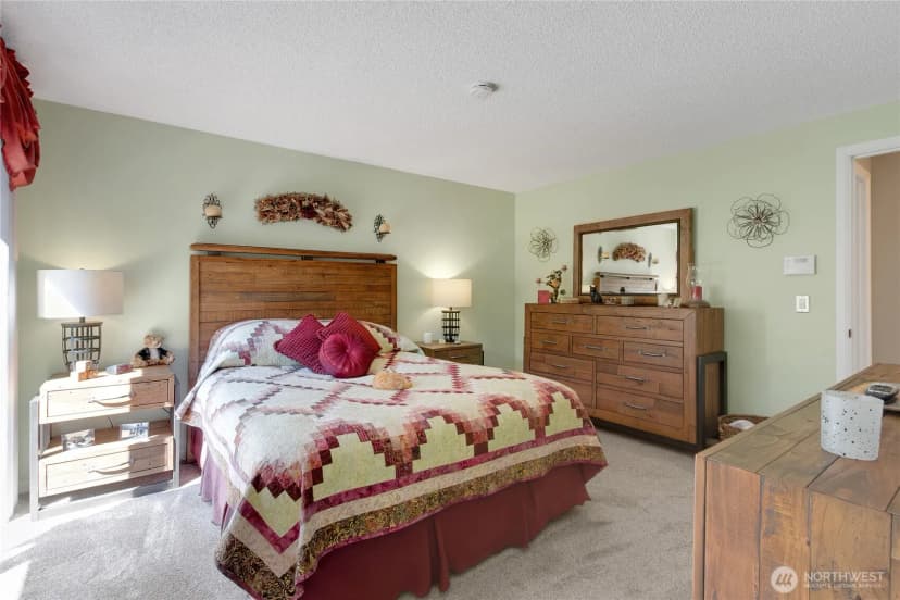 Property photo for 30925 22nd Avenue Sw, Federal Way photo 17