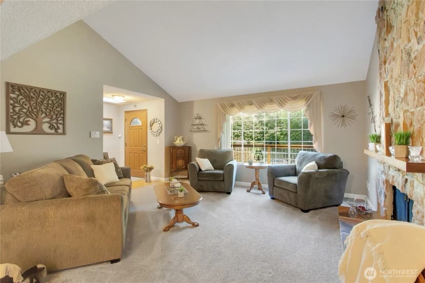 Property photo for 30925 22nd Avenue Sw, Federal Way photo 9