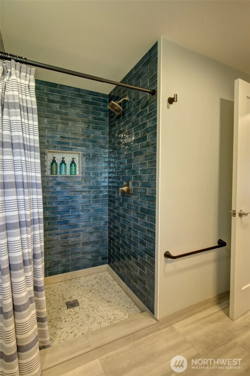 Property photo for 1042 Point Brown Avenue Se #a & B, Ocean Shores photo 36
