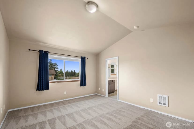 Property photo for 553 Ne Nantucket Street, Bremerton photo 20