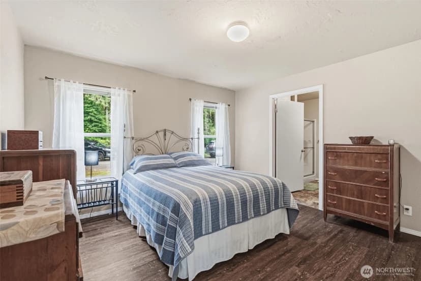 Property photo for 1047 Beaver Creek Road, Cathlamet photo 18