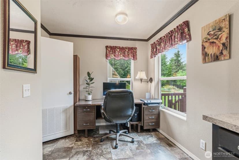 Property photo for 1047 Beaver Creek Road, Cathlamet photo 16