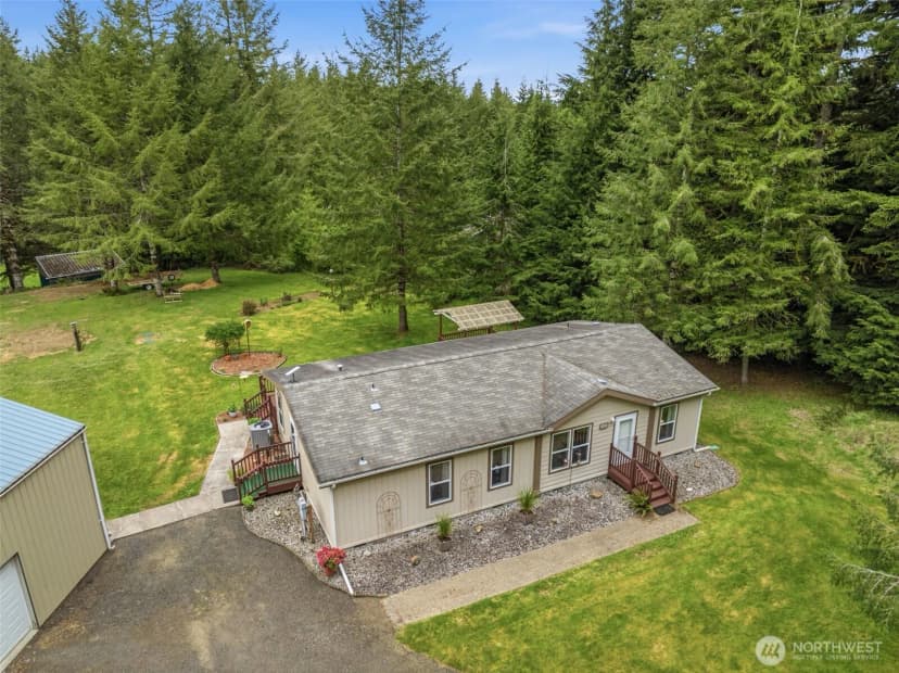 Property photo for 1047 Beaver Creek Road, Cathlamet photo 32