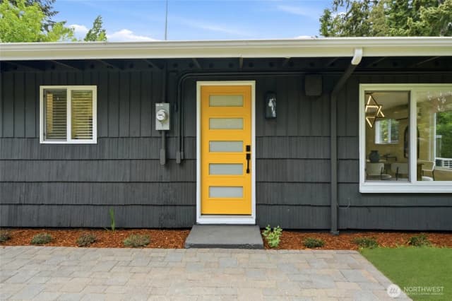 Property photo for 22428 91st Ave W, Edmonds photo 2