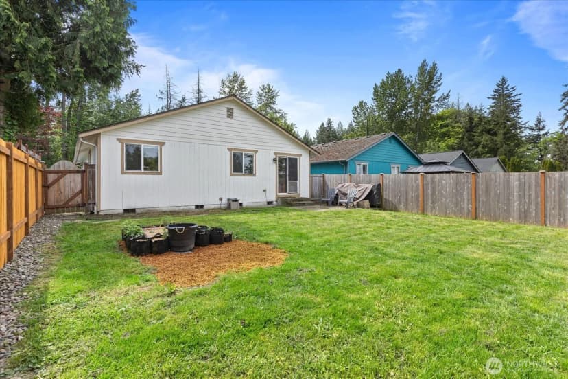 Property photo for 7713 63rd Street Ne, Marysville photo 23