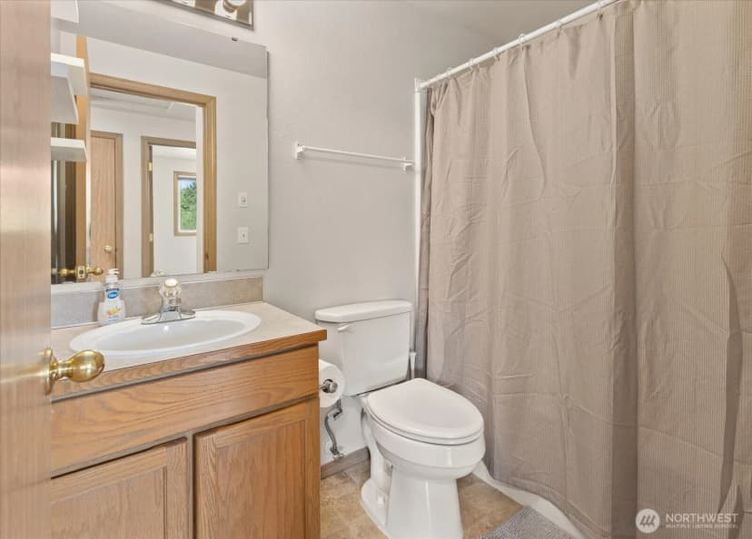 Property photo for 7713 63rd Street Ne, Marysville photo 17