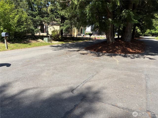 Property photo for 13710 42nd Avenue Se, Mill Creek photo 3