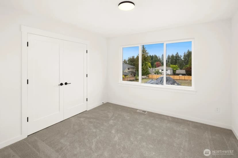 Property photo for 13710 42nd Avenue Se, Mill Creek photo 20
