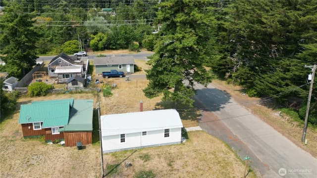 Property photo for 3118 273rd Street, Ocean Park photo 2