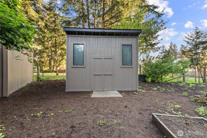 Property photo for 136 Rainier Acres Road Se, Rainier photo 39
