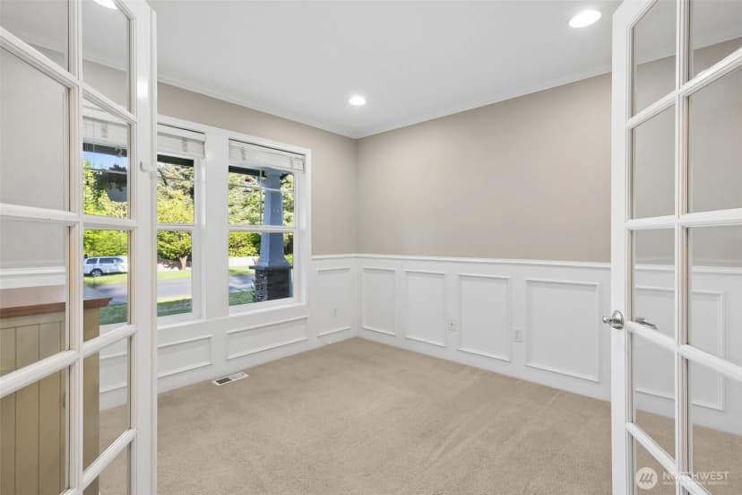 Property photo for 19010 5th Street E, Lake Tapps photo 7