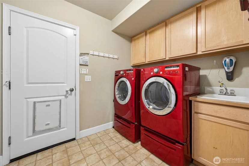 Property photo for 19010 5th Street E, Lake Tapps photo 9