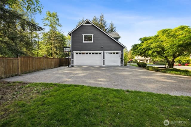 Property photo for 19010 5th Street E, Lake Tapps photo 2