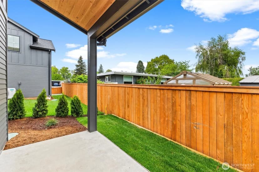 Property photo for 303 S 17th Street, Lynden photo 26